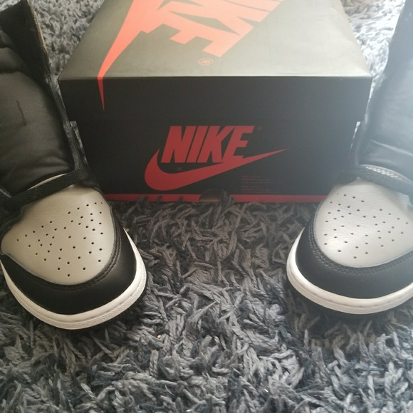 Air Jordan Retro 1 OG HIGH SHADOW - Picture 4 of 8